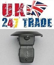 Load image into Gallery viewer, 10x VW AUDI SEAT SKODA BUMPER TRIM WHEEL ARCH SHIELDS GROMMET LOCK NUT