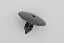 Load image into Gallery viewer, 10x RENAULT DACIA WHEEL ARCH LINING SPRUCE RIVET CLIPS