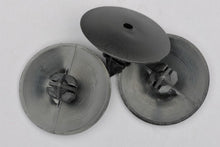 Load image into Gallery viewer, 10x RENAULT DACIA WHEEL ARCH LINING SPRUCE RIVET CLIPS