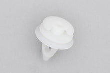 Load image into Gallery viewer, 10x BMW 3 5 7 X1 X3 X5 X6 INTERIOR DOOR TRIM PANEL FASTENER TRIM CLIPS