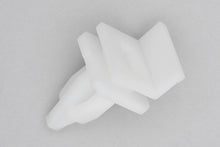 Load image into Gallery viewer, 10x HONDA ACCORD CIVIC CR-V PRELUDE MOULDING SIDE SKIRT SILL TRIM CLIPS