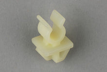 Load image into Gallery viewer, 1x HONDA SUZUKI TOYOTA SECURE STAY TIE ROD CLIP FOR BONNET ROD