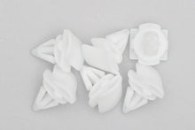Load image into Gallery viewer, 10x AUDI SEAT SKODA YETI SIDE MOULDING TRIM CLIPS
