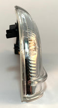 Load image into Gallery viewer, NEW VW POLO RIGHT MIRROR TURN SIGNAL INDICATOR 1Z0949102C