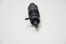 Load image into Gallery viewer, AUDI 80 90 100 A4 S4 A6 S6 COUPE WINDSCREEN WASHER PUMP 4A0955651